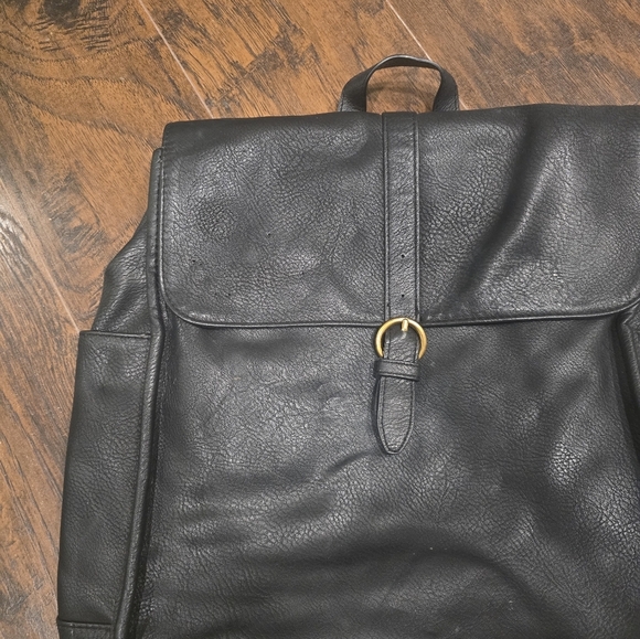 Universal Thread | Classic Black Backpack - Picture 3 of 5